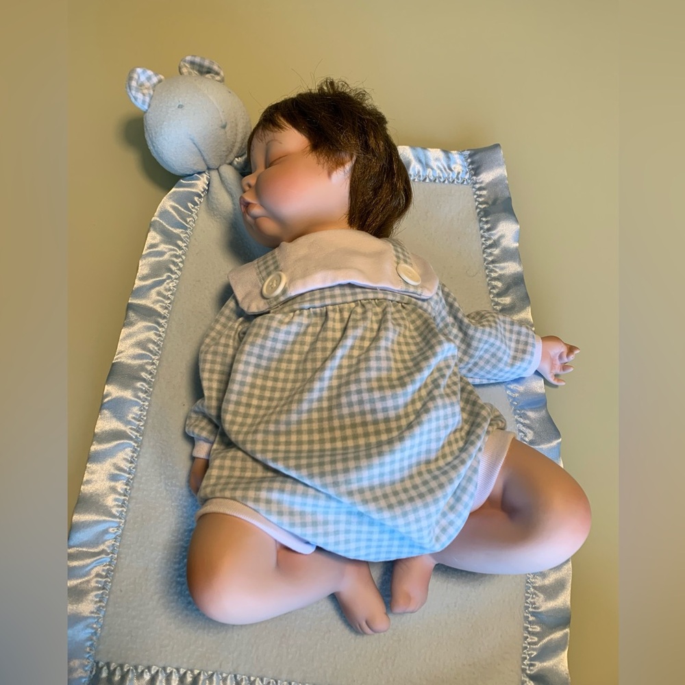 Paradise Galleries “Precious In Their Sleep” Porcelain Andrew Doll Diane Buck